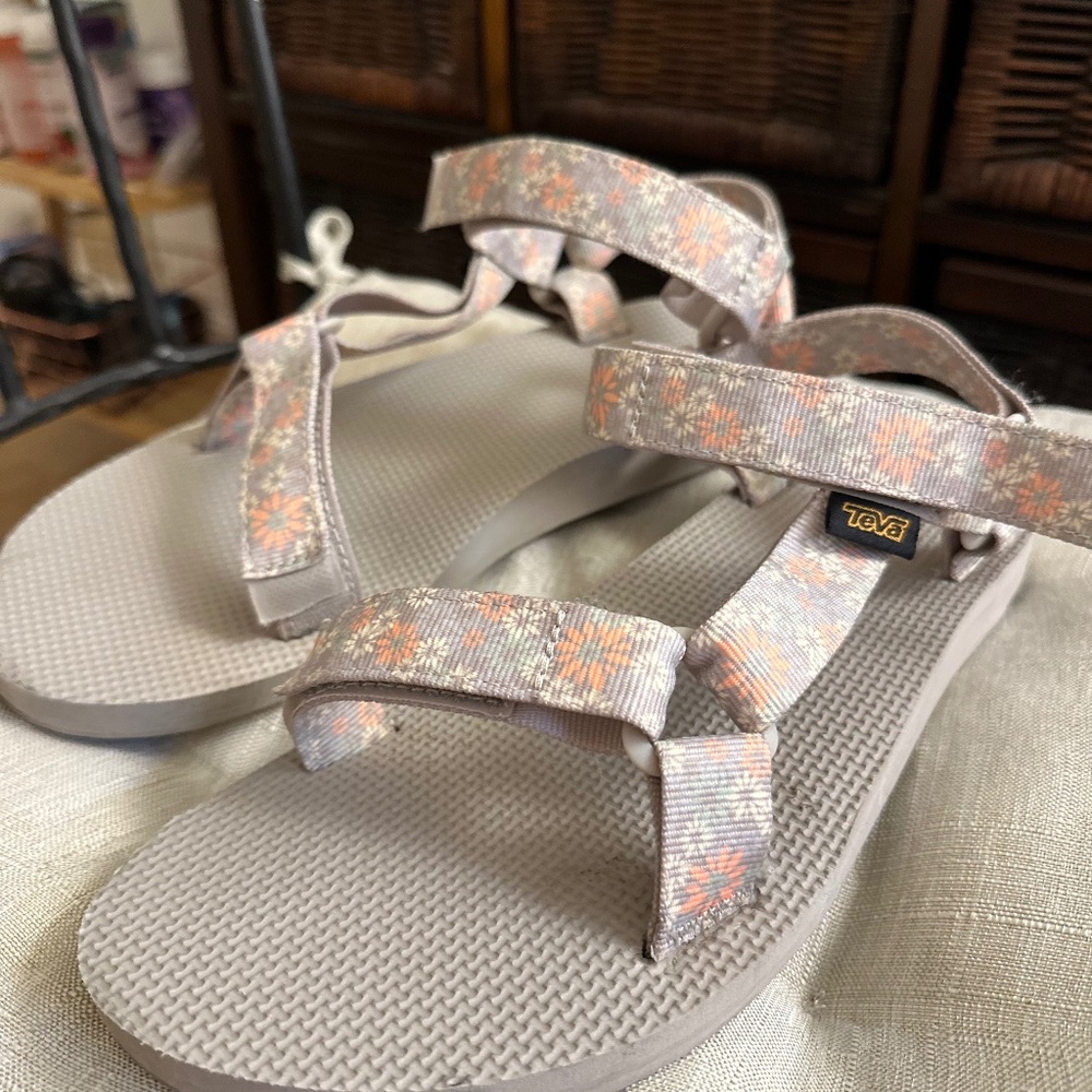 Teva Sandals in 39 size